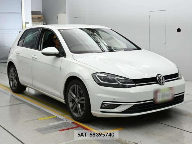 VolksWagen GOLF 2019-08 8071016-10