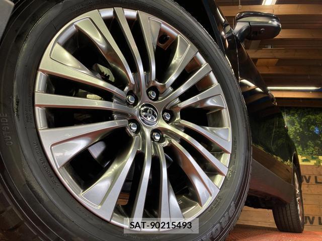 Toyota HARRIER HYBRID 2024-04 8071055-12