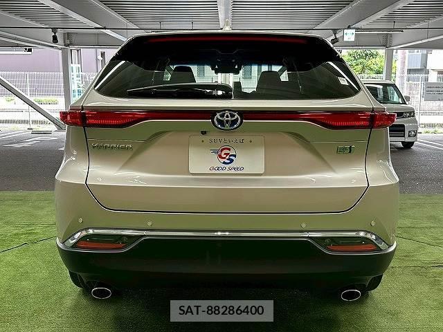 Toyota HARRIER HYBRID 2023-06 8072317-18