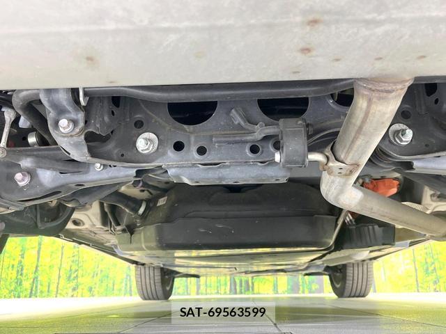 Toyota HARRIER HYBRID 2021-08 8072401-18