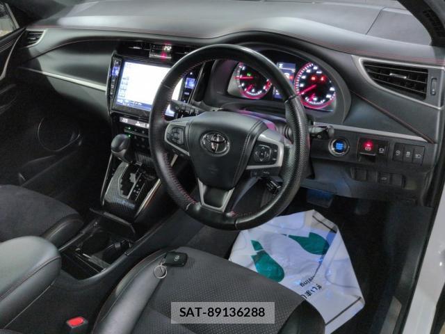 Toyota HARRIER 2019-07 8071789-2