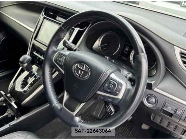 Toyota HARRIER 2019-05 8071819-2