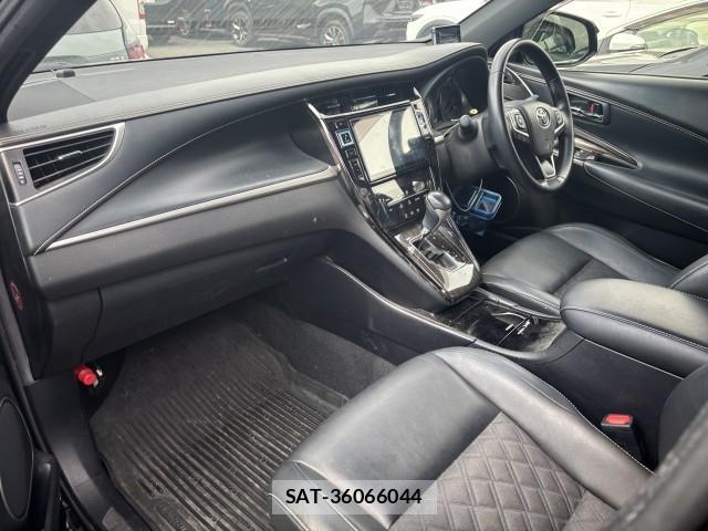 Toyota HARRIER 2015-09 8072134-2