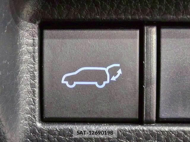 Toyota HARRIER 2020-11 8072366-15