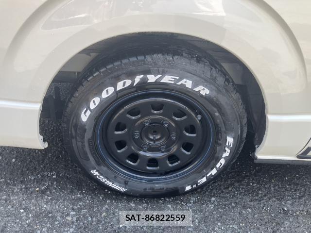 Toyota HIACE VAN 2025-03 8070862-12