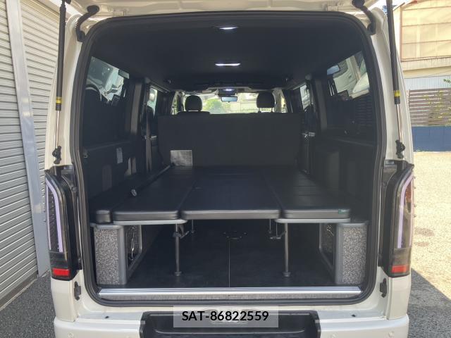 Toyota HIACE VAN 2025-03 8070862-5