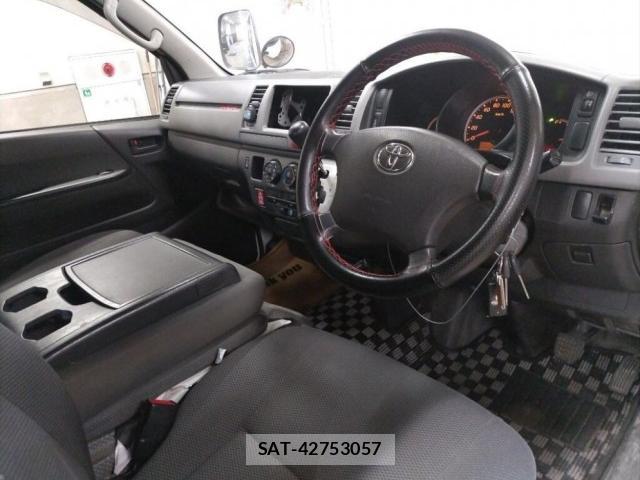 Toyota HIACE VAN 2013-05 8070911-3
