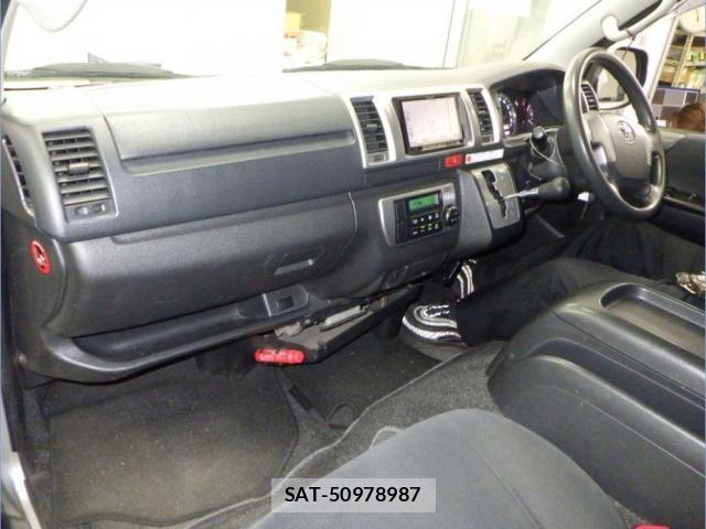 Toyota HIACE VAN 2015-06 8070918-3