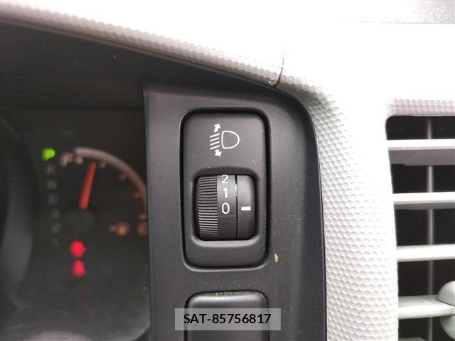 Toyota HIACE VAN 2010-10 8070949-19
