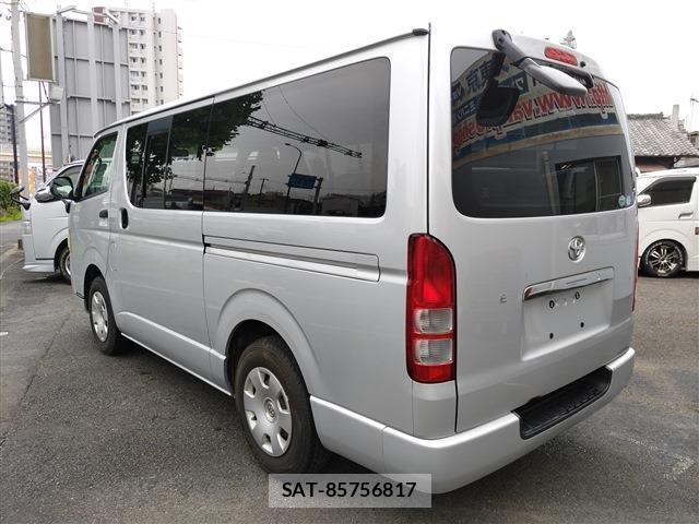 Toyota HIACE VAN 2010-10 8070949-6