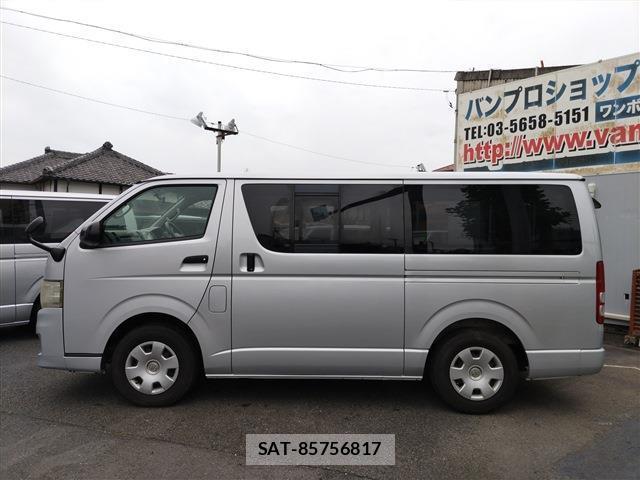 Toyota HIACE VAN 2010-10 8070949-7