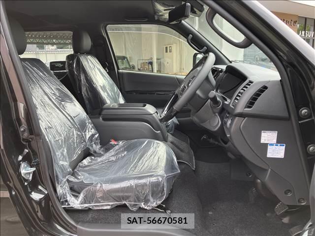 Toyota HIACE VAN 2026-05 8071039-10