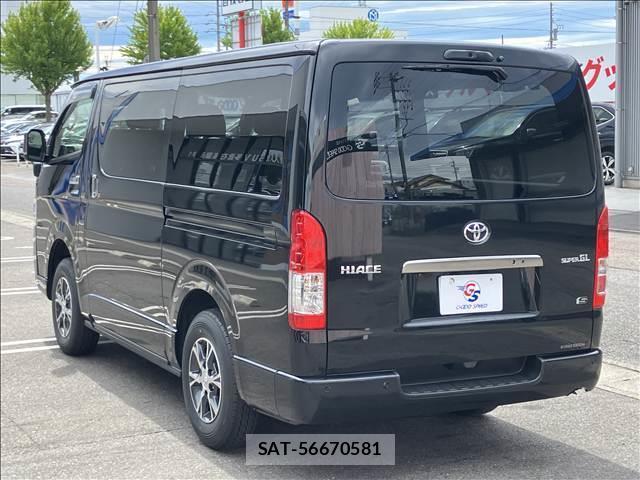 Toyota HIACE VAN 2026-05 8071039-16