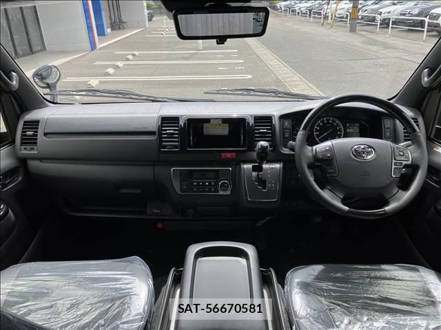 Toyota HIACE VAN 2026-05 8071039-2