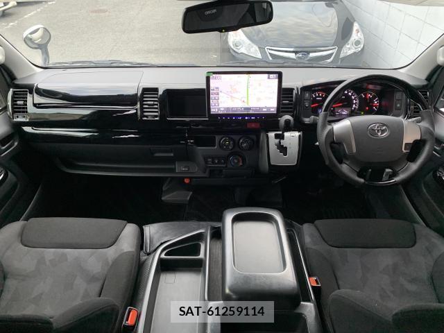 Toyota HIACE VAN 2019-06 8071144-3