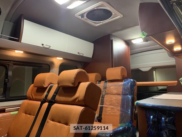 Toyota HIACE VAN 2019-06 8071144-6