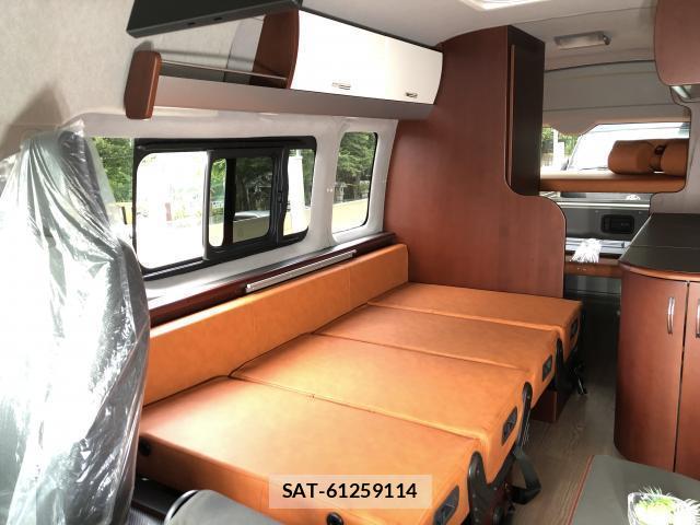 Toyota HIACE VAN 2019-06 8071144-7