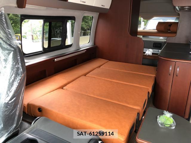 Toyota HIACE VAN 2019-06 8071144-8