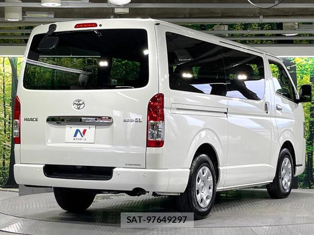 Toyota HIACE VAN 2024-07 8071216-16