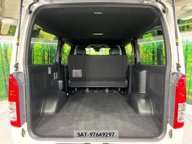 Toyota HIACE VAN 2024-07 8071216-9