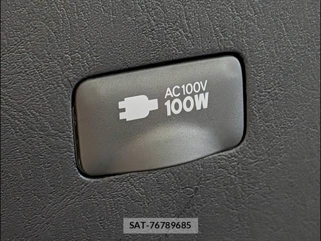 Toyota HIACE VAN 2026-01 8071685-6