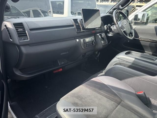 Toyota HIACE VAN 2021-06 8072136-2