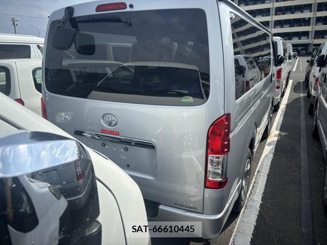 Toyota HIACE VAN 2016-11 8072137-4