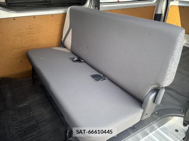 Toyota HIACE VAN 2016-11 8072137-7
