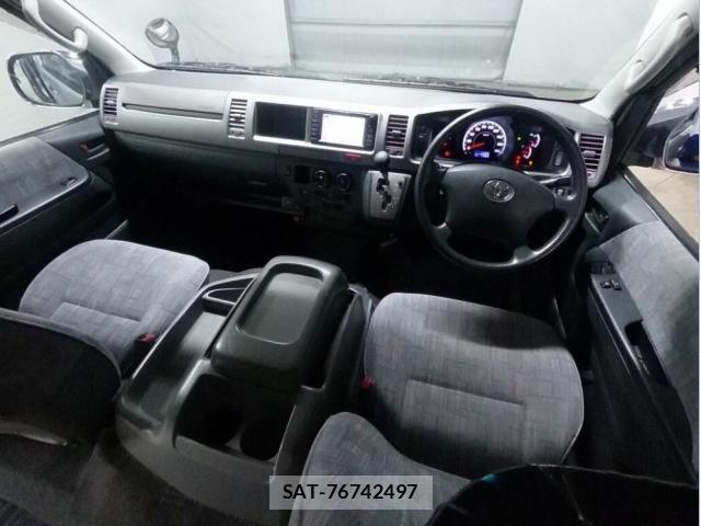 Toyota HIACE WAGON 2005-05 8070921-3