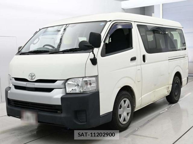 Toyota HIACE WAGON 2020-03 8070930-0