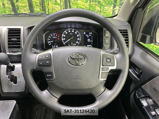 Toyota HIACE WAGON 2023-12 8071400-12