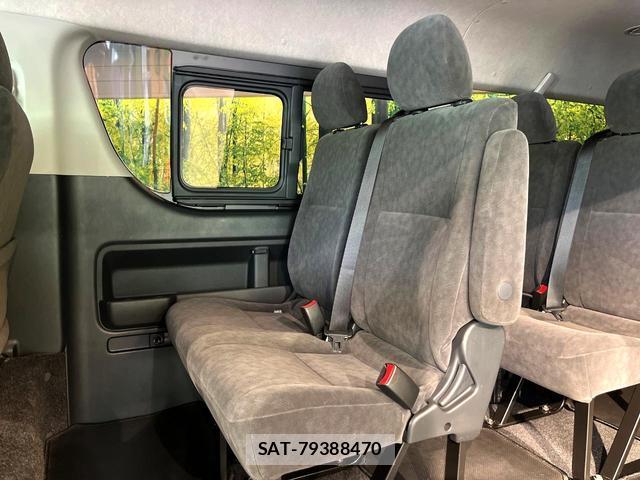 Toyota HIACE WAGON 2023-07 8071438-9