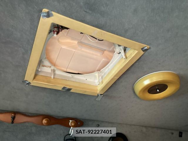 Toyota HIACE WAGON 2001-07 8071748-11