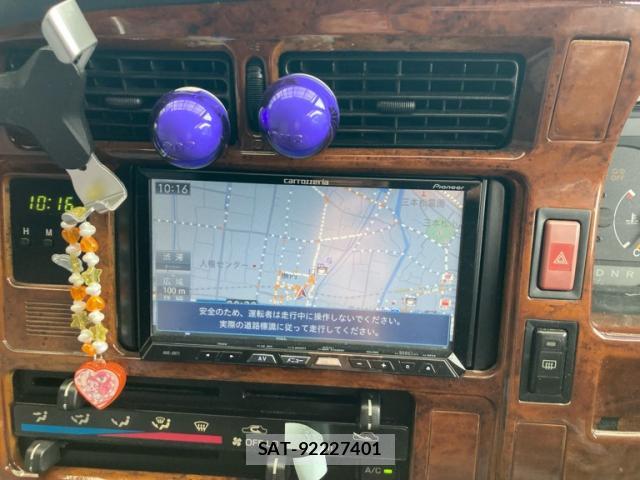 Toyota HIACE WAGON 2001-07 8071748-13