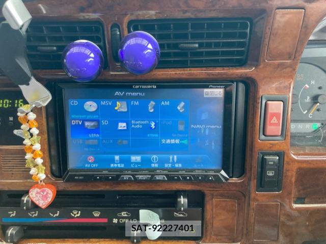 Toyota HIACE WAGON 2001-07 8071748-2