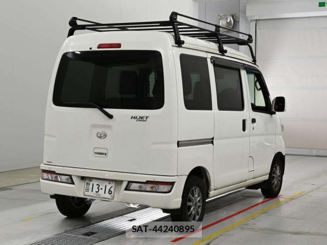 Daihatsu HIJET CARGO 2020-06 8071100-4