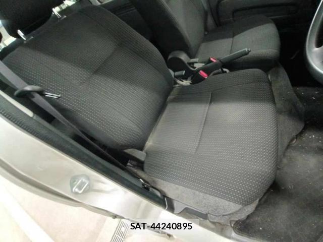 Daihatsu HIJET CARGO 2020-06 8071100-6