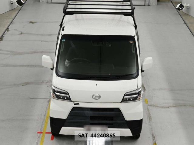 Daihatsu HIJET CARGO 2020-06 8071100-7