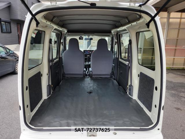 Daihatsu HIJET CARGO 2015-06 8072042-17