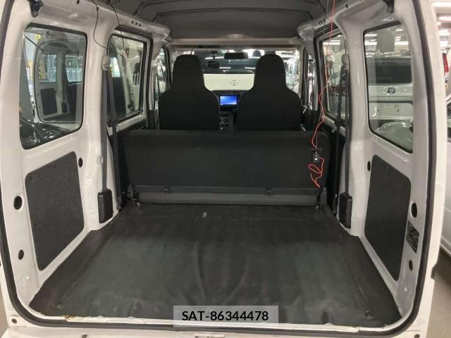 Daihatsu HIJET CARGO 2020-06 8072056-7