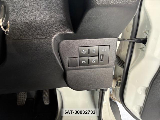Daihatsu HIJET CARGO 2022-03 8072290-15