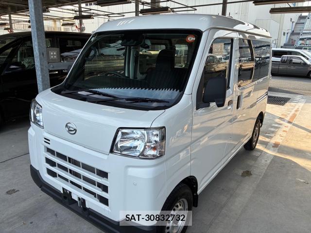 Daihatsu HIJET CARGO 2022-03 8072290-7