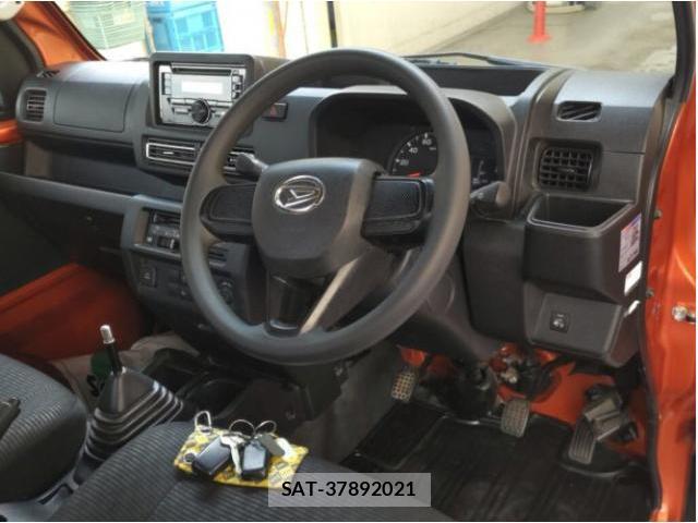 Daihatsu HIJET TRUCK 2023-01 8072291-2