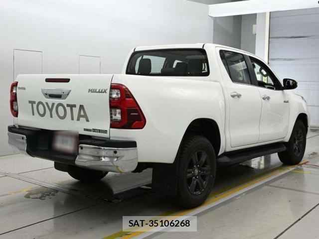 Toyota HILUX 2023-06 8070923-1