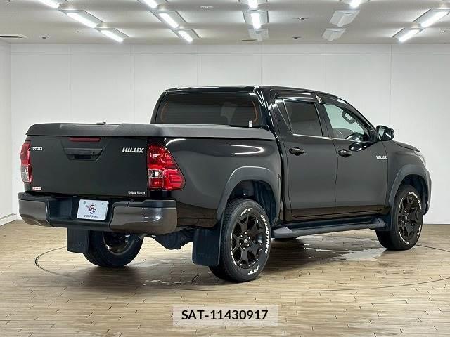 Toyota HILUX 2019-01 8071035-15
