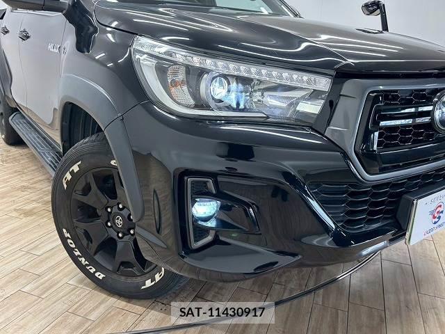 Toyota HILUX 2019-01 8071035-19
