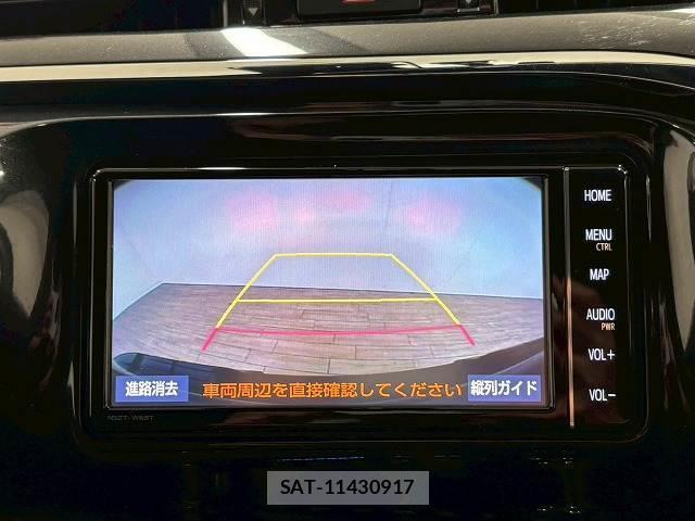Toyota HILUX 2019-01 8071035-3