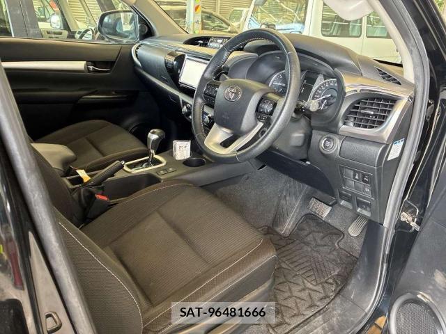 Toyota HILUX 2020-09 8072187-4