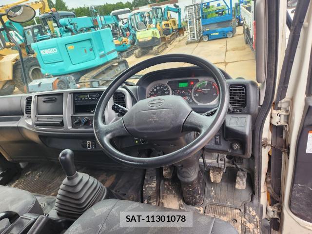Hino RANGER 2013 8072320-2