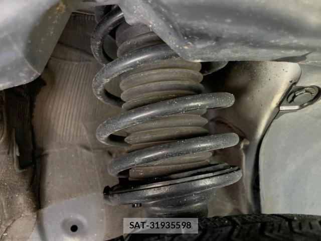 Suzuki IGNIS 2016-04 8072341-19